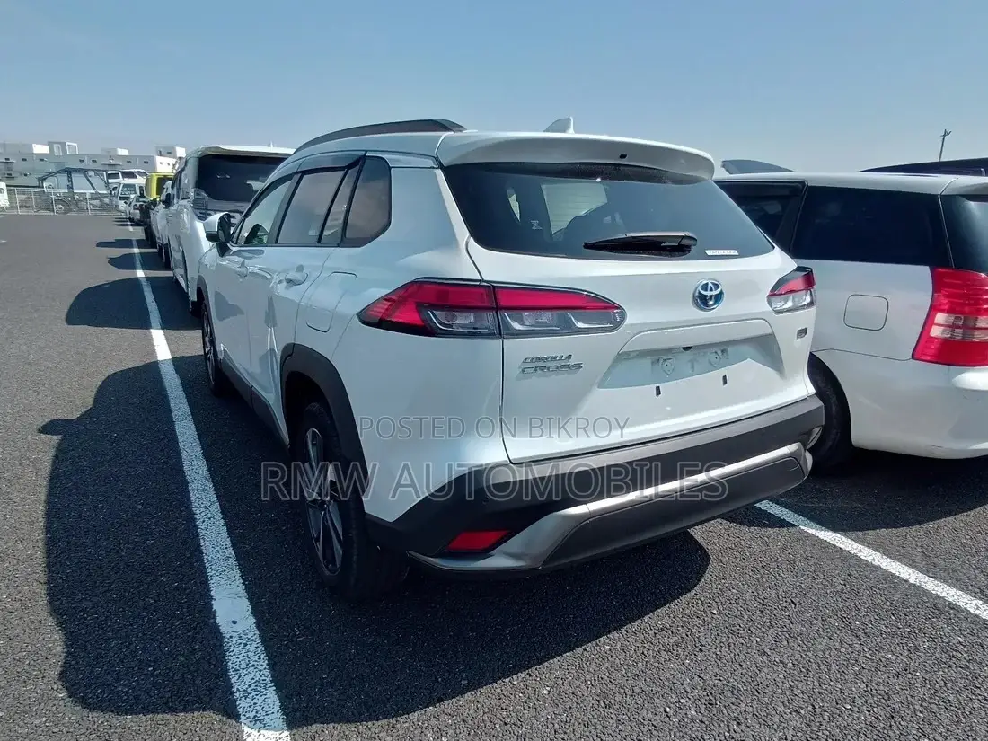 Toyota Corolla Cross 1.8 Hybrid FWD 2022 Pearl