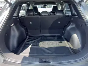 Toyota Corolla Cross 1.8 Hybrid FWD 2021 Silver