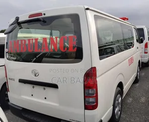 Toyota HiAce 2021 White