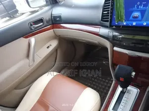 টয়োটা প্রিমিও ২০০৪ সিলভার