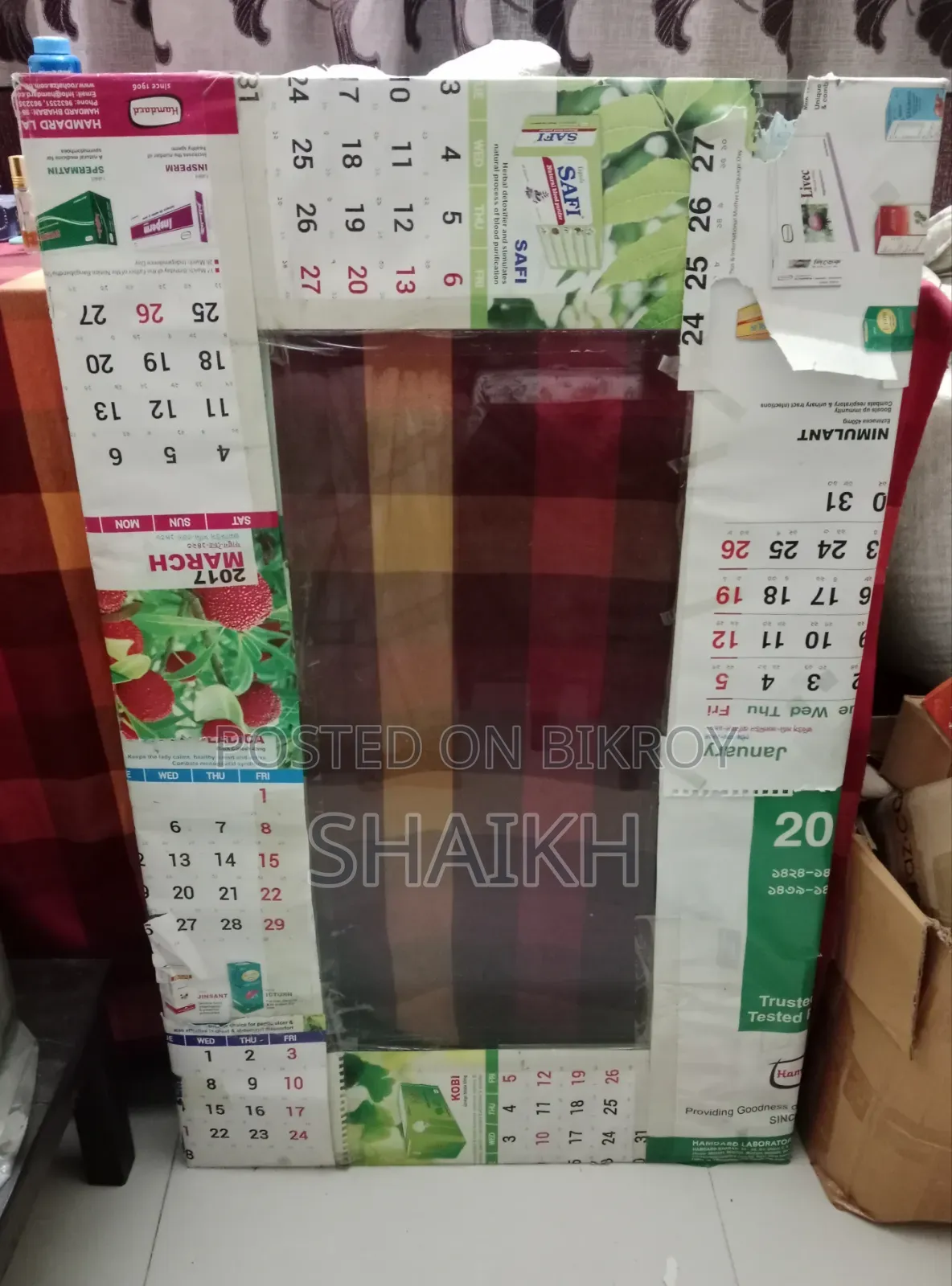 শোকেসের কাচ