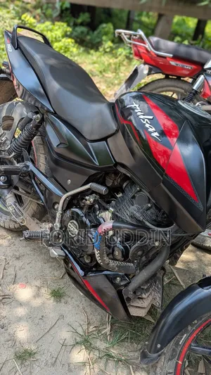 Bajaj Pulsar 150 2021 Black