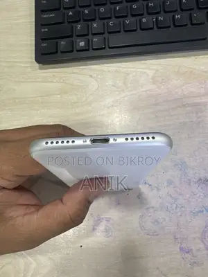 নিউ অ্যাপল আইফোন এসি ৬৪ জিবি হোয়াইট