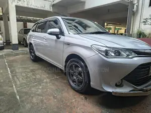 টয়োটা করোল্লা ফিল্ডার ২০১৬ সিলভার
