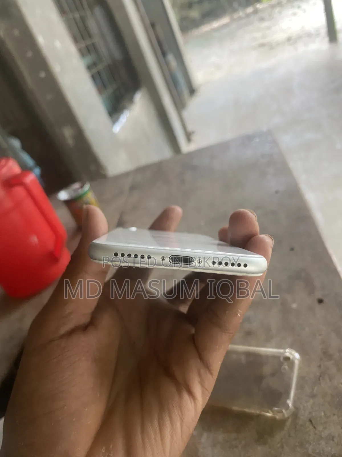 Apple iPhone 8 64 GB White