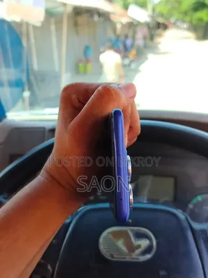 মোটরসাইকেল এজ ৬০ প্রো ২৫৬ জিবি ব্লু