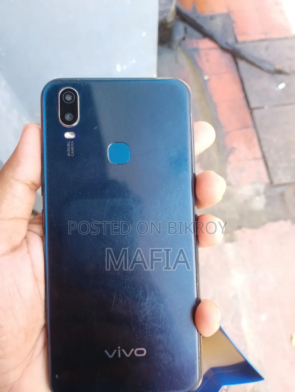 Vivo Y11 32 GB Blue