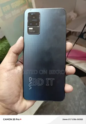 Vivo Y73s 128 GB