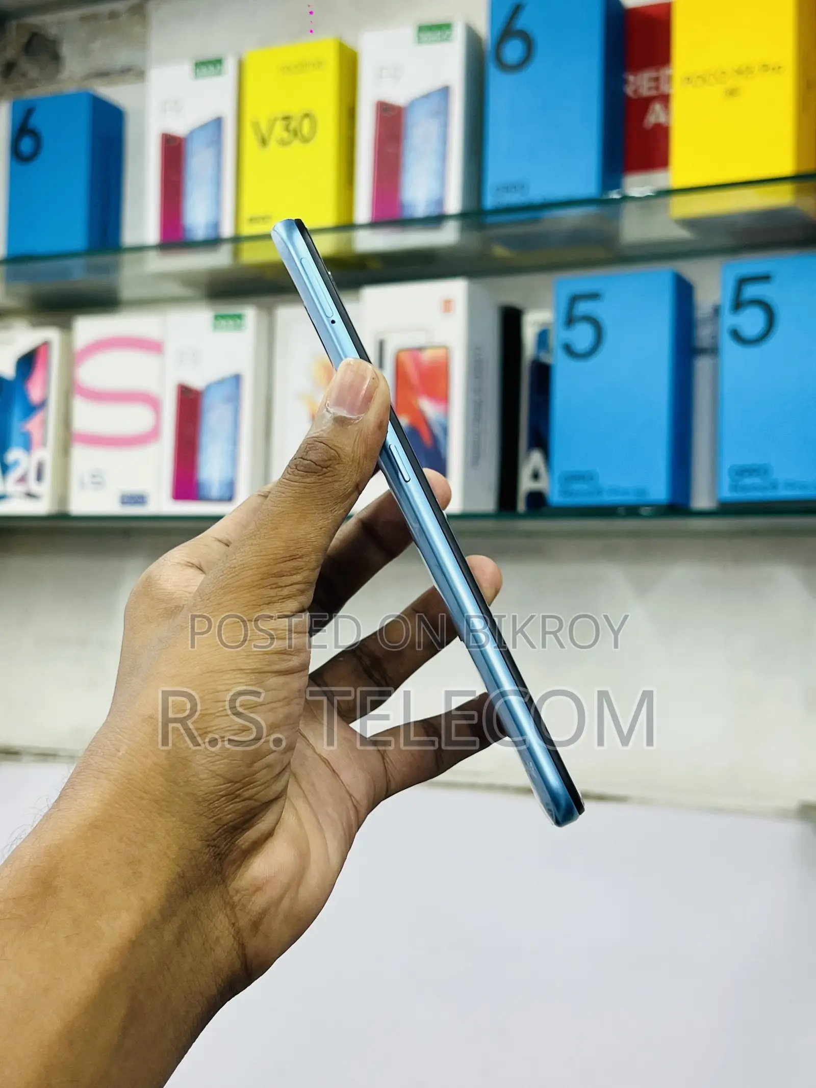 নতুন অপো এ৫৬ ৫জি ২৫৬ জিবি নীল