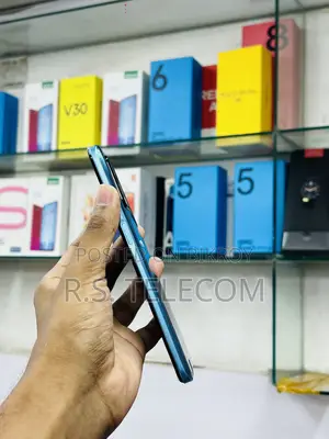 নতুন রিয়েলমি ৮ ৫জি ১২৮ জিবি নীল