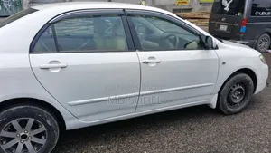 Toyota Corolla 2006 White