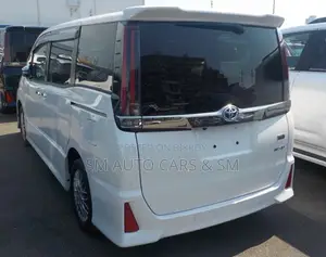 Toyota Noah 2021 Pearl