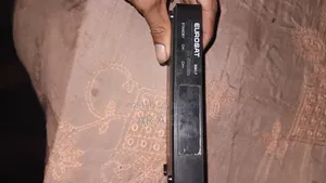 টিভি বক্স সেট চার্জার এবং রিমোট সহ বিক্রি