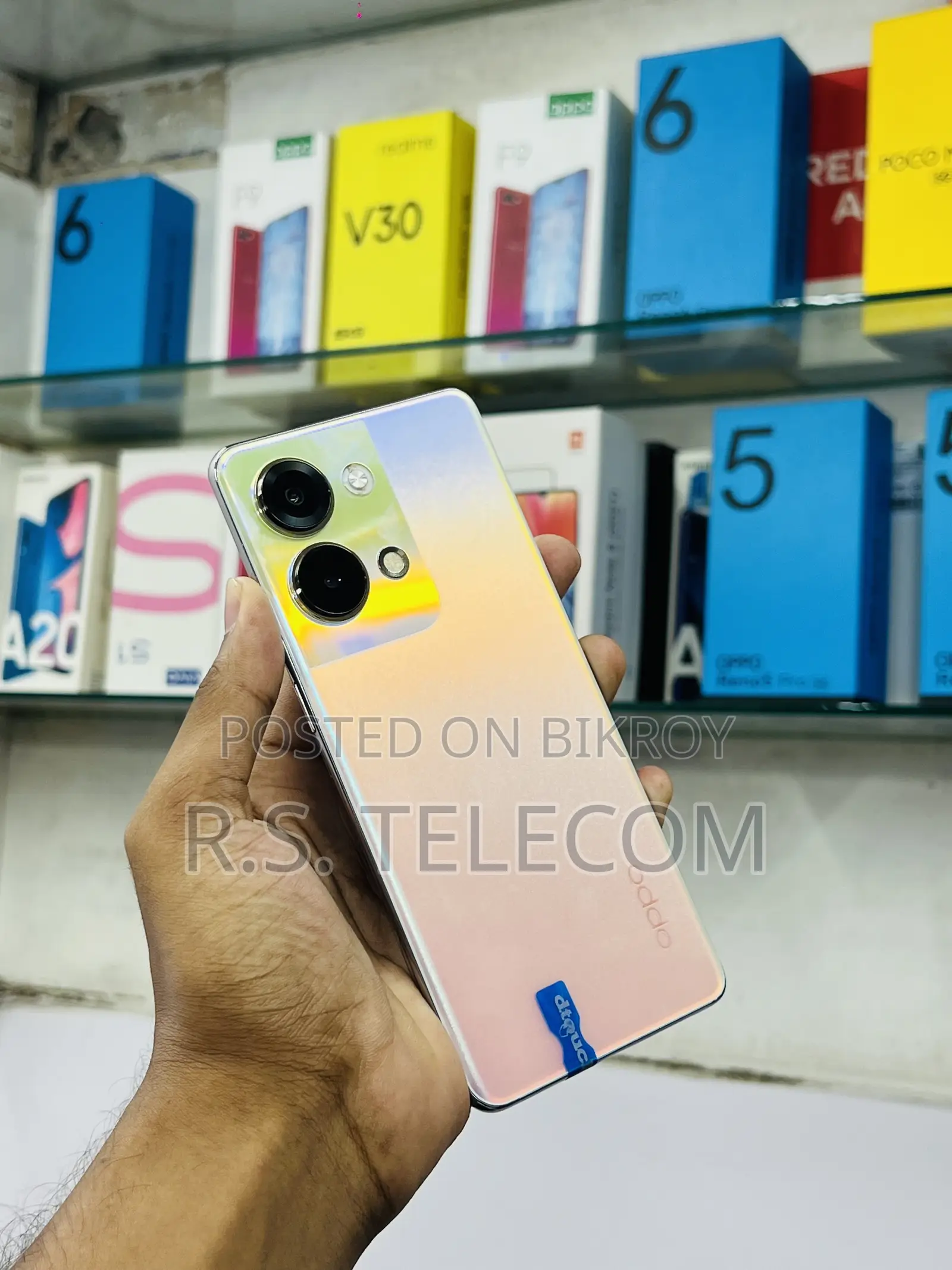 Oppo Reno9 256 GB Gold