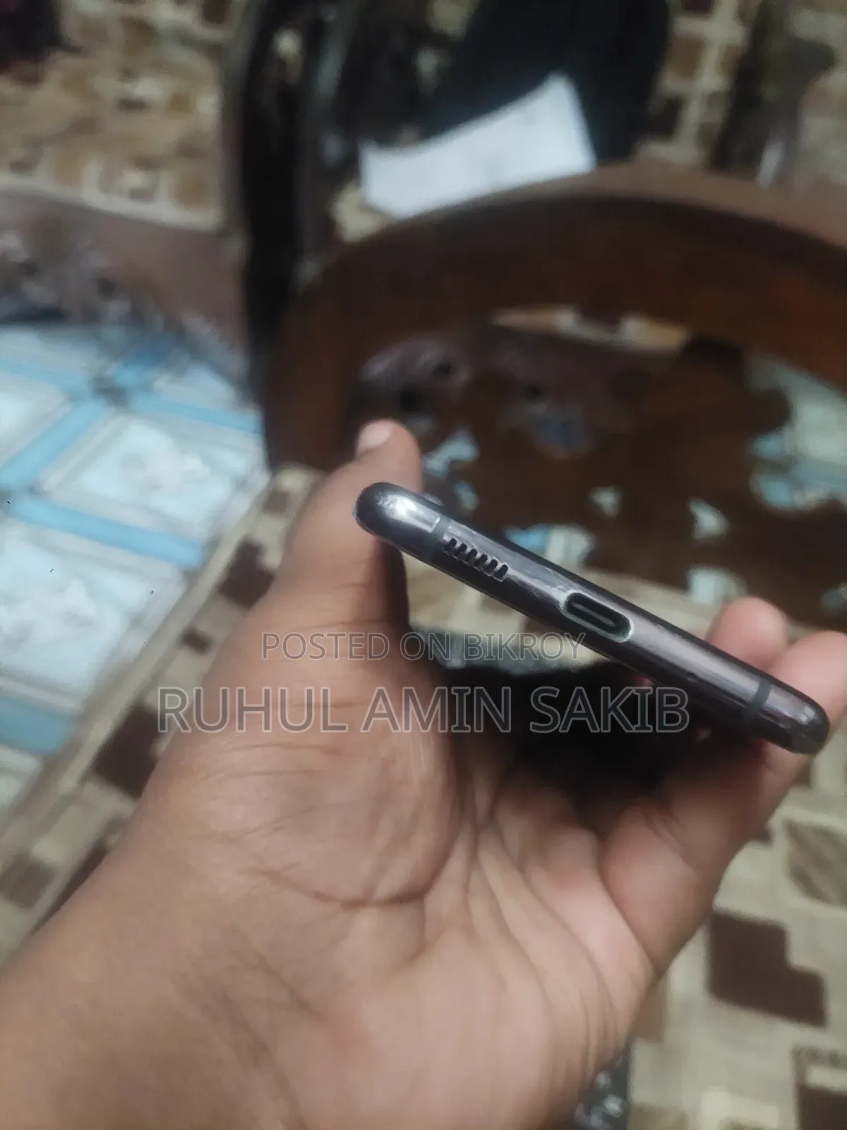 স্যামসাং গ্যালাক্সি এইট্টিটু ফাইভজি (গ্যালাক্সি কোয়ান্টাম ২) ১২৮ জিবি ব্ল্যাক