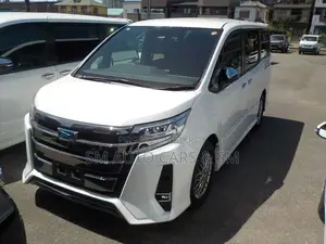 Toyota Noah 2021 Pearl