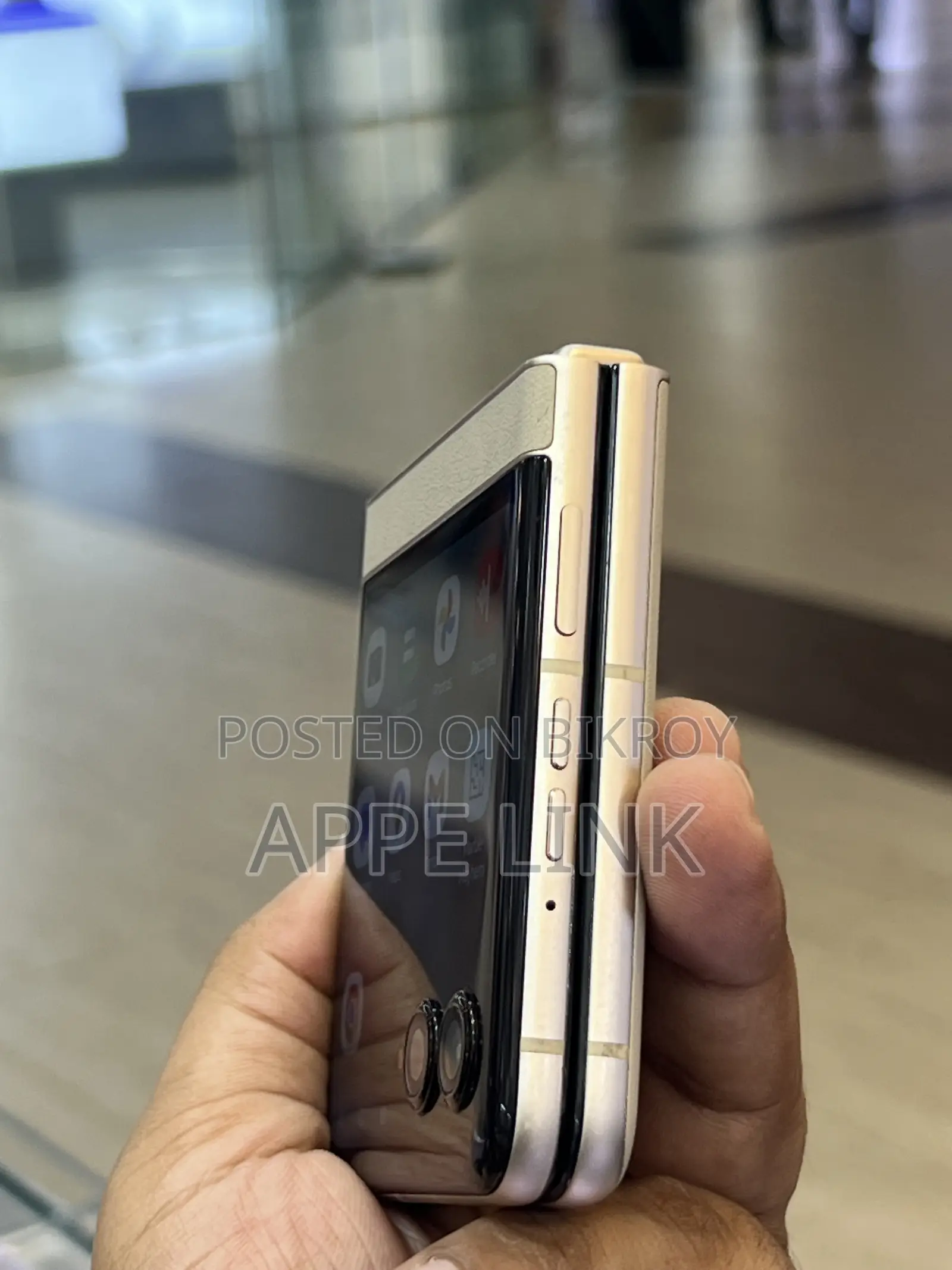 Motorola Razr 50 256 GB Silver