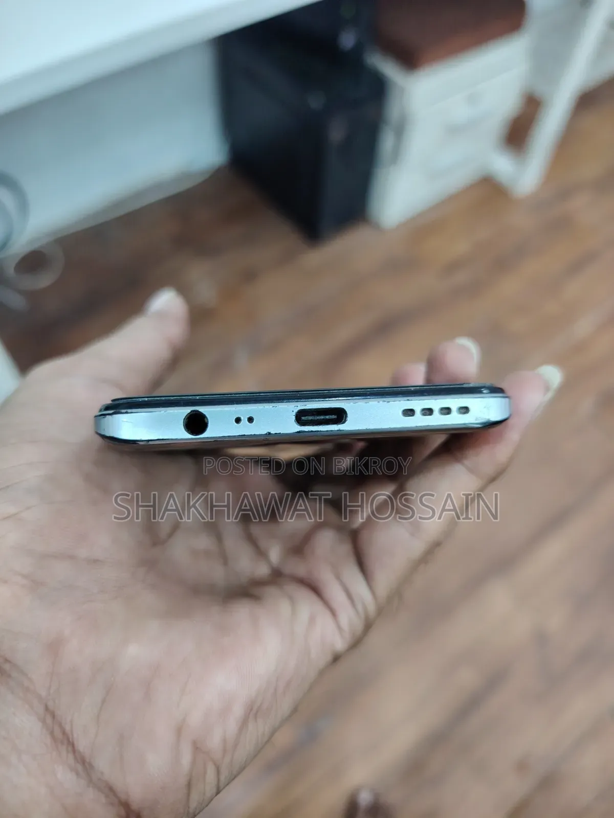 রিয়েলমি ৮ ৫জি ১২৮ জিবি সিলভার