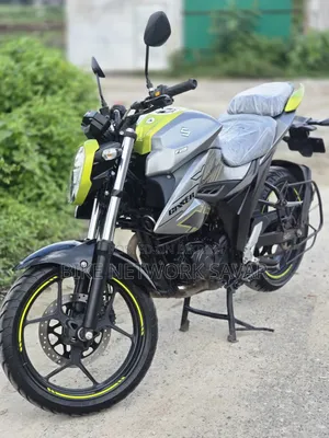 New Suzuki Gixxer 2025 Green