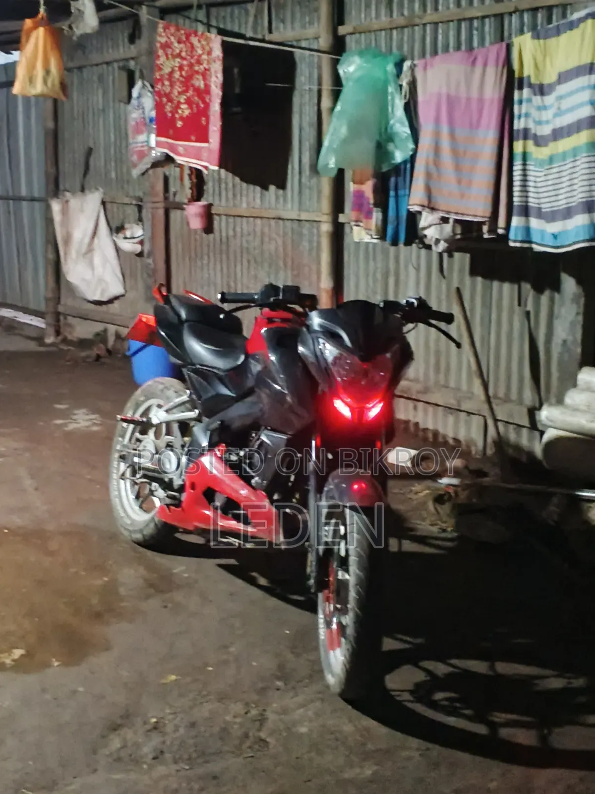 Bajaj Pulsar NS 160 2018 Red