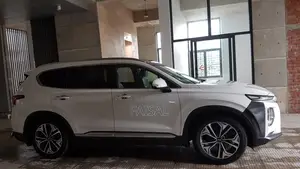 Hyundai Santa Fe Limited 2.4 All-Wheel Drive 2019 White