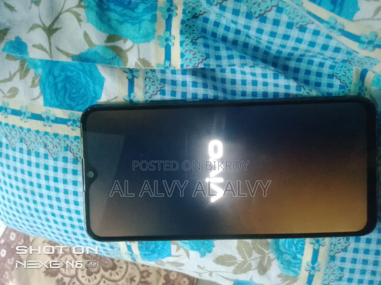 Vivo Y11 32 GB Blue