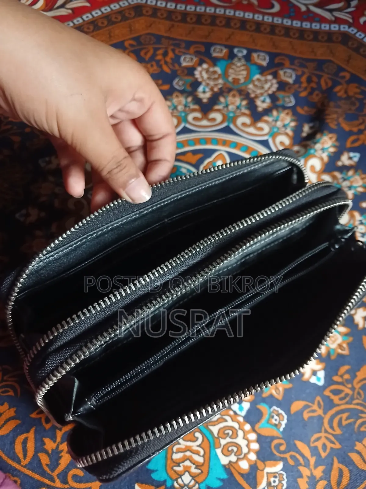 লেডিস লেদার পার্স