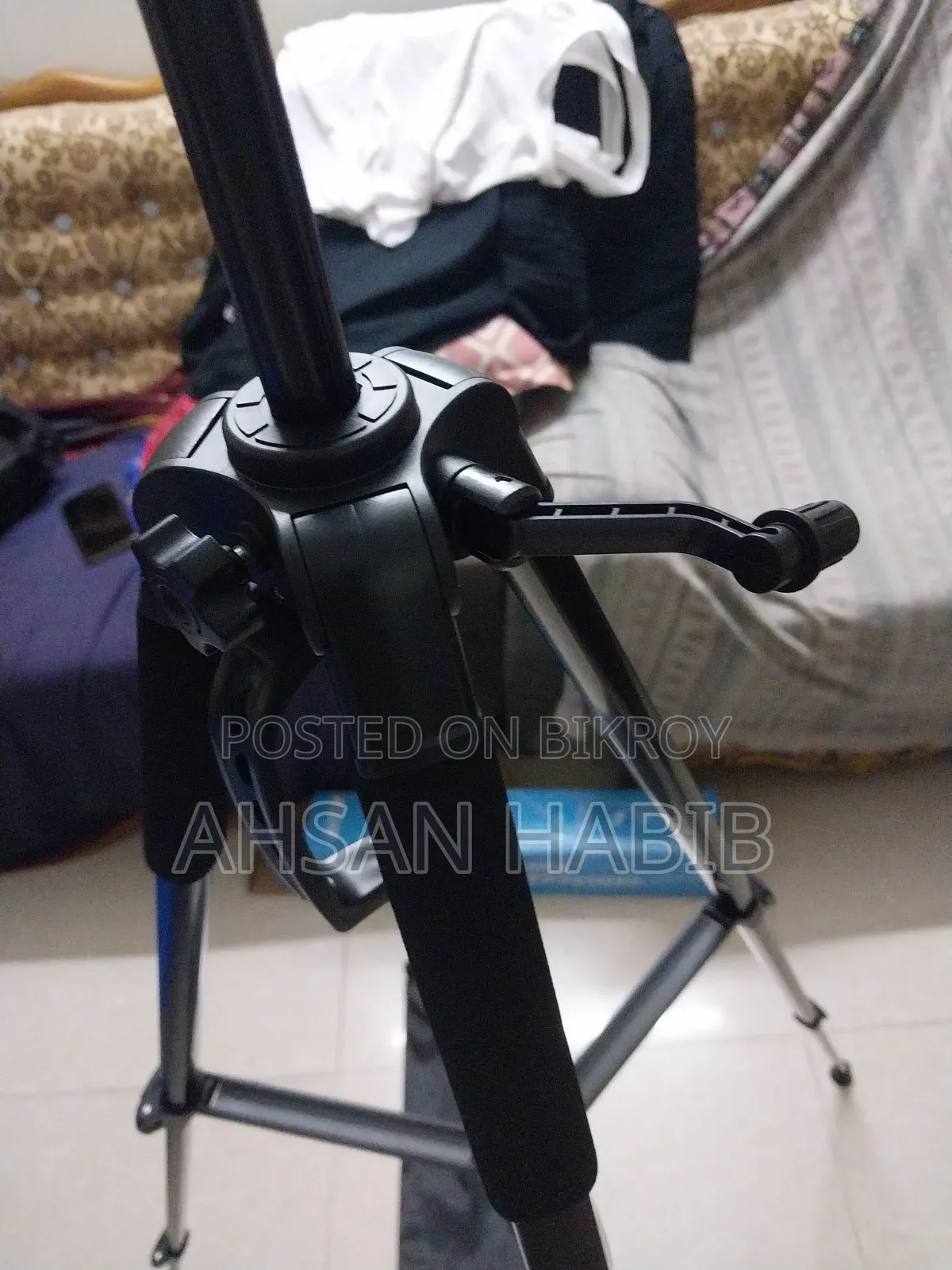 ট্রাইপড স্ট্যান