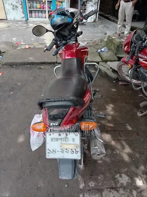 টিভিএস মেট্রো ২০১৬ রেড