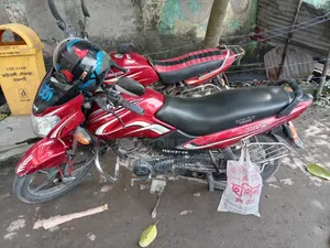 টিভিএস মেট্রো ২০১৬ রেড