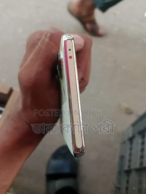 ওপ্পো রেনো৯ ২৫৬ জিবি গোল্ড