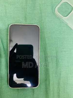 অ্যাপল আইফোন ১৩ ১২৮ জিবি হোয়াইট