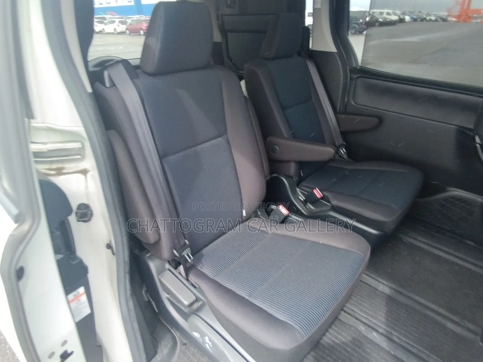 Toyota Noah 2021 Pearl