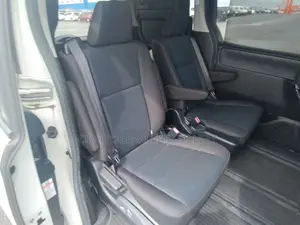 Toyota Noah 2021 Pearl