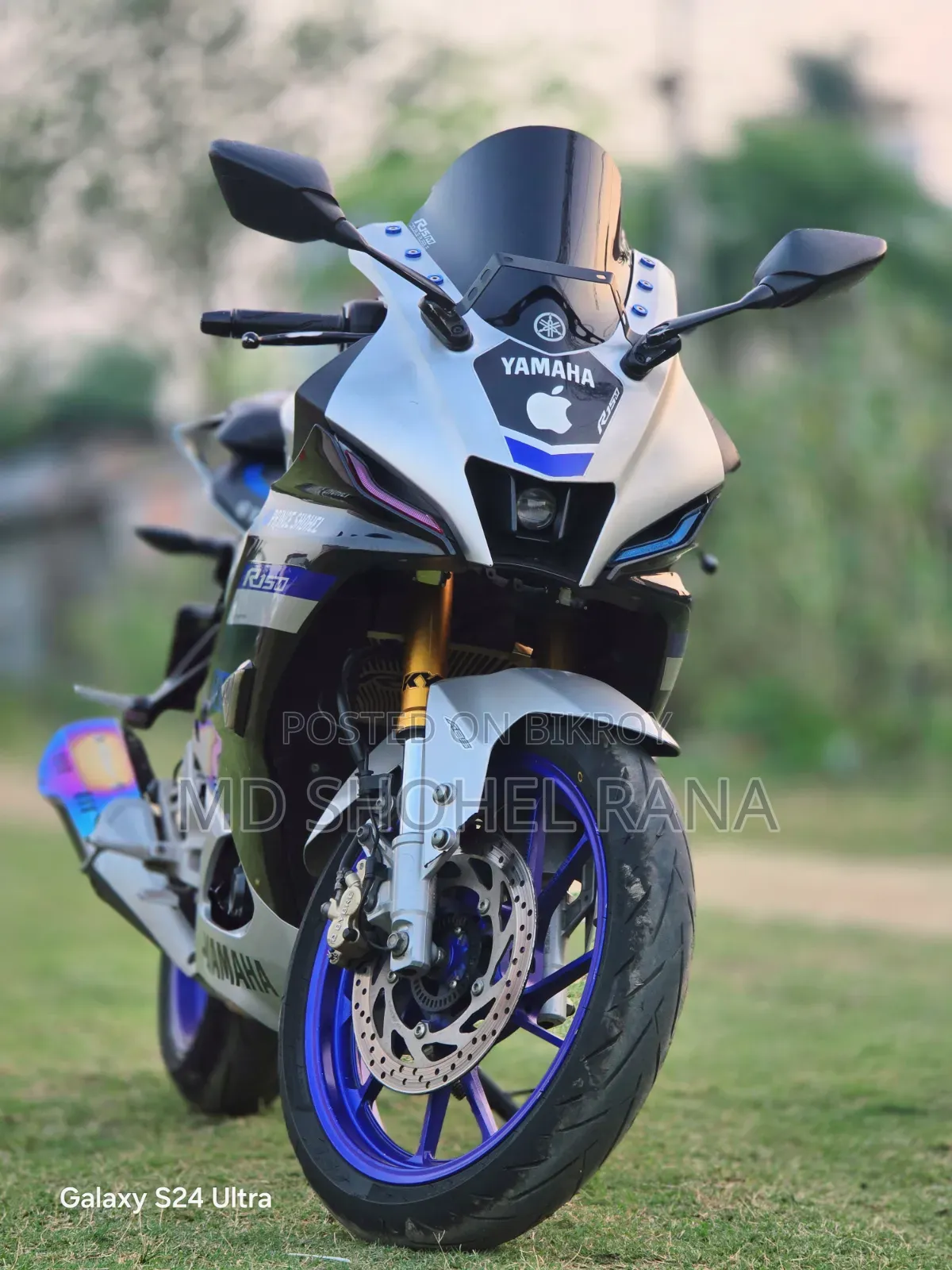 Yamaha R15M 2022 White