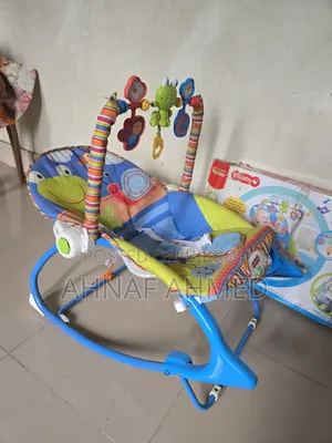 Ibaby Infant-to-Toddler Rocker