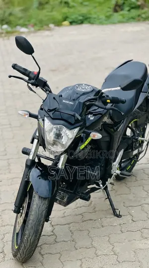 নতুন সুজুকি জিক্সার ২০২৬ কালো
