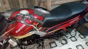 Mahindra Centuro 2018 Red