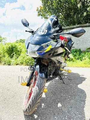 নতুন সুজুকি জিএসএক্স-আর১৫০ ২০২২ ব্ল্যাক