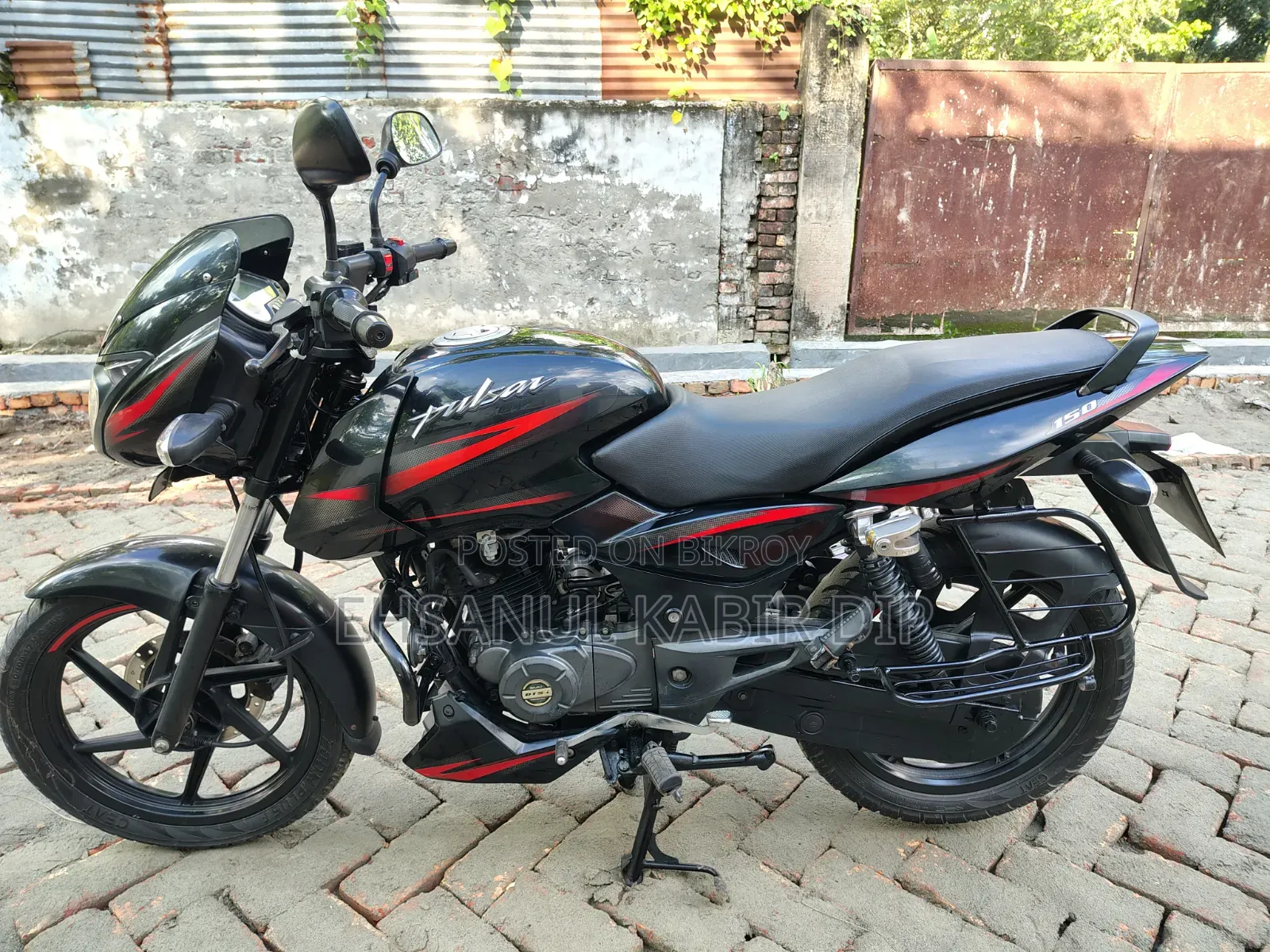 Bajaj Pulsar 150 2020 Black