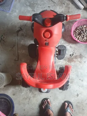বাচ্চাদের একটি গাড়ি বিক্রি করা হবে