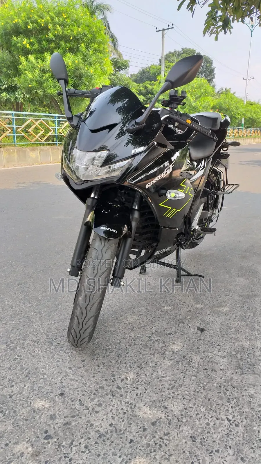 সুজুকি গিক্সার এসএফ ২০২৬ কালো