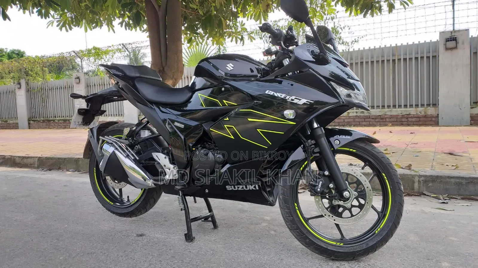 সুজুকি গিক্সার এসএফ ২০২৬ কালো