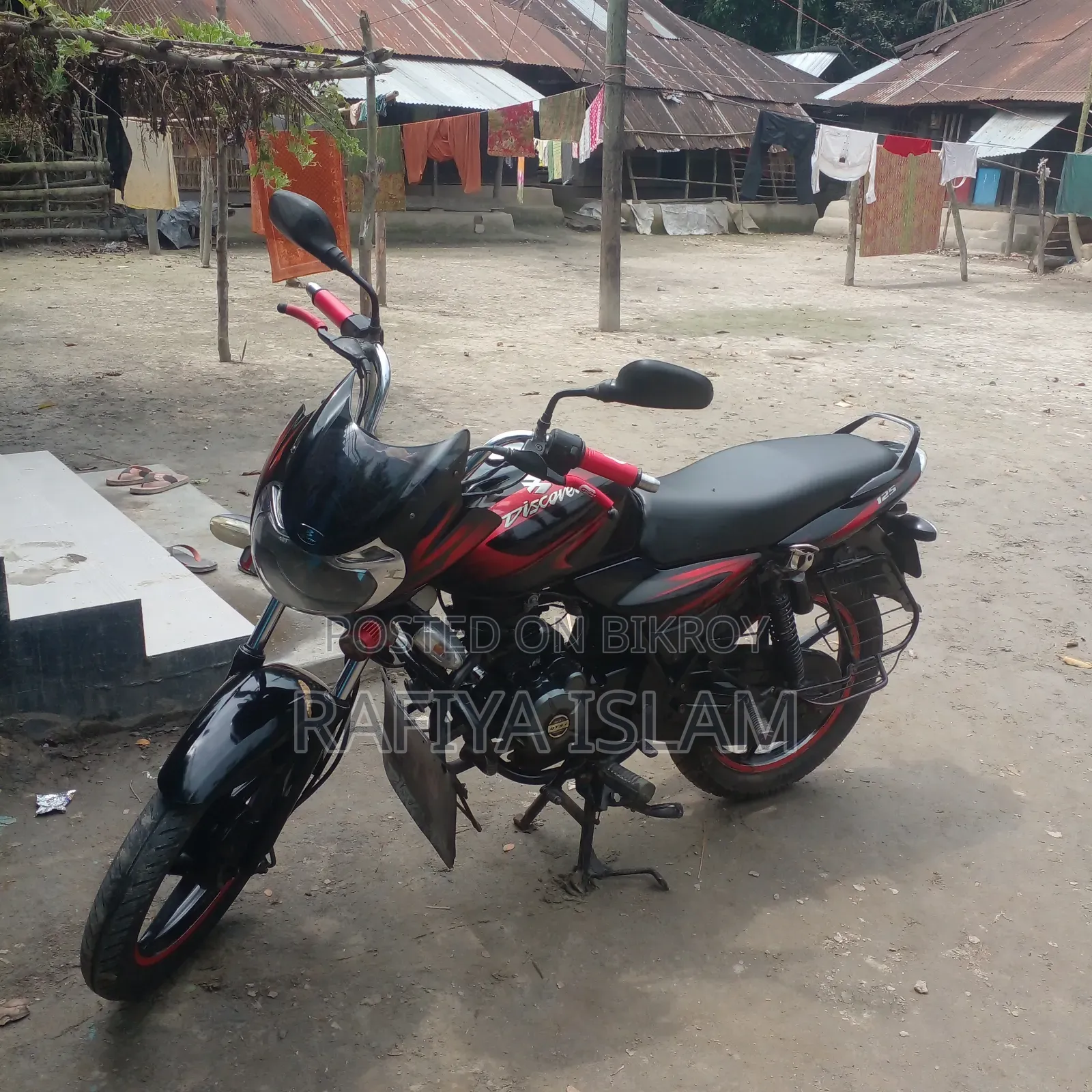 বাজাজ ডিসকভার ১২৫ ২০১৬ কালো