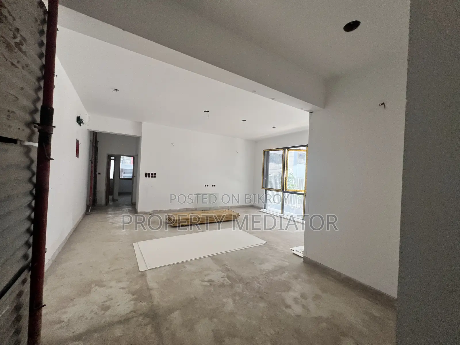 4-Bedroom Apartment in Gulshan for sale