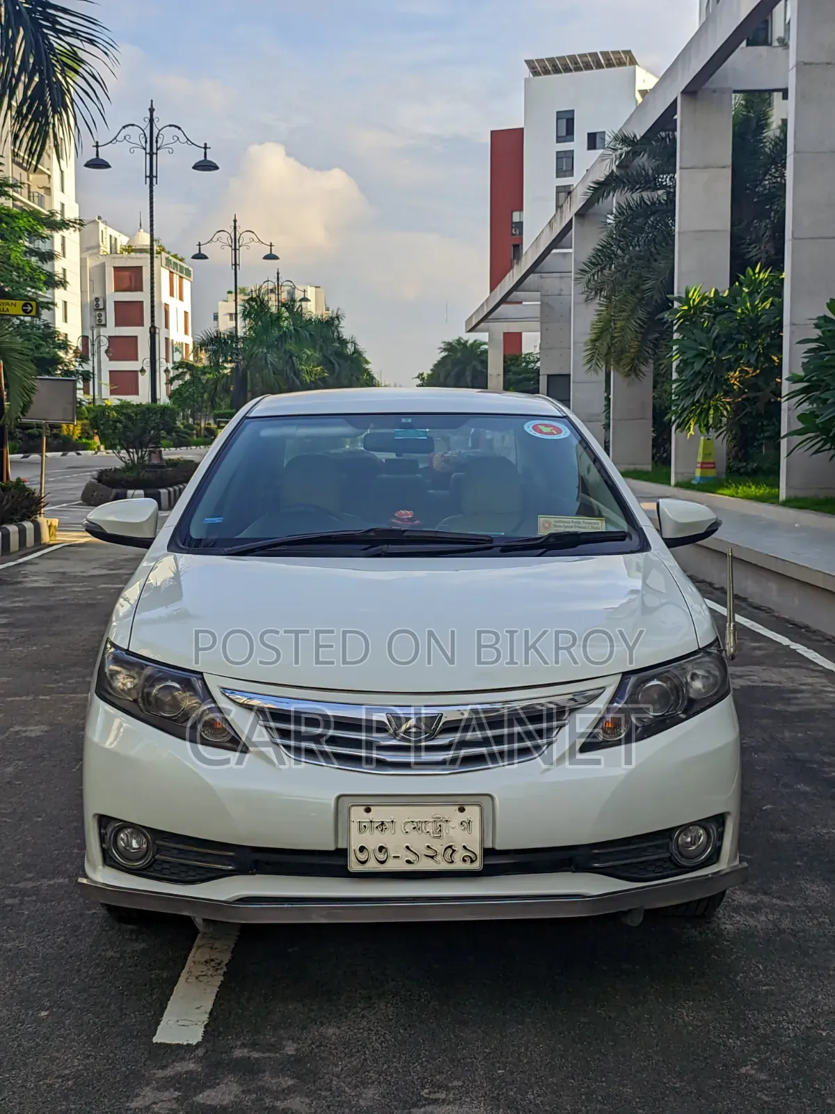 টয়োটা অ্যালিয়ন ২০০৮ সাদা