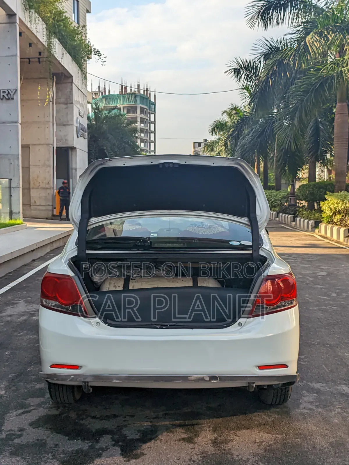 টয়োটা অ্যালিয়ন ২০০৮ সাদা