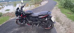 বাজাজ পালসার ১৫০ ২০২১ ব্ল্যাক