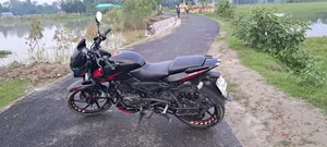 বাজাজ পালসার ১৫০ ২০২১ ব্ল্যাক