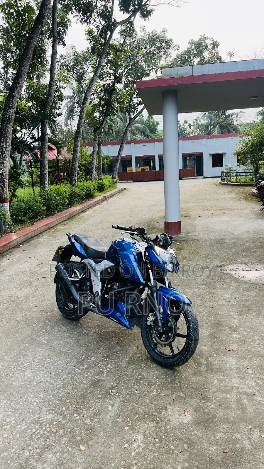 TVS Apache RTR 160 4V 2022 Blue